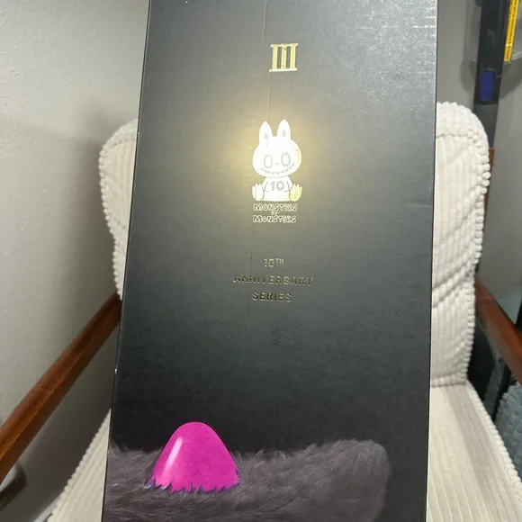 The Monsters 10th Anniversary Series Zimomo Vinyl Plush Doll.New in box. - Picture 13 of 16